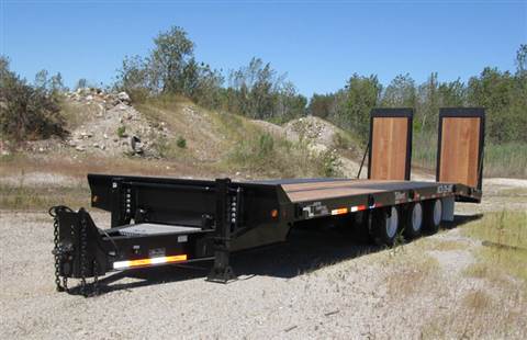Talbert Manufacturingâ€™s AC3-25-ART, the newest Air Ramp/Air Tilt Series trailer model, features an u