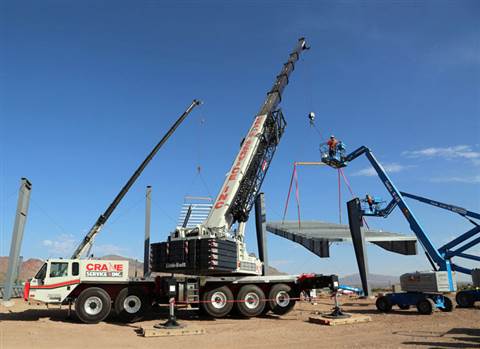 Crane Service used its Link-Belt ATC3210 and Link-Belt AT3200 cranes to erect the new rodeo in Socor